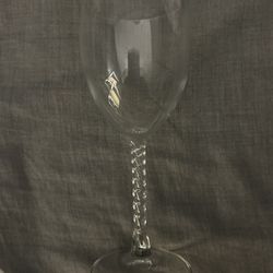 8 Cristal D'Arques Angelique Balloon Wine Glasses with distinctive clear twisted stem
