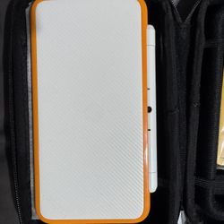 Nintendo 2DS XL
