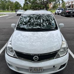 2012 Nissan Versa Hatchback - $2000