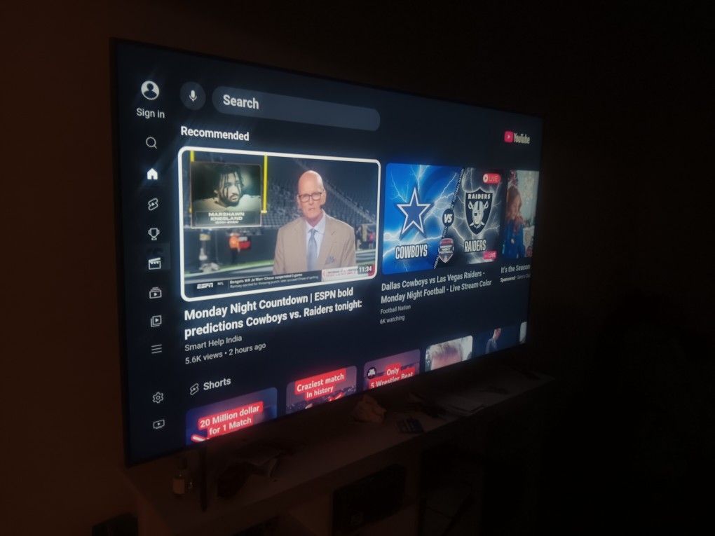 70 Inch  Samsung TV And Stand $300