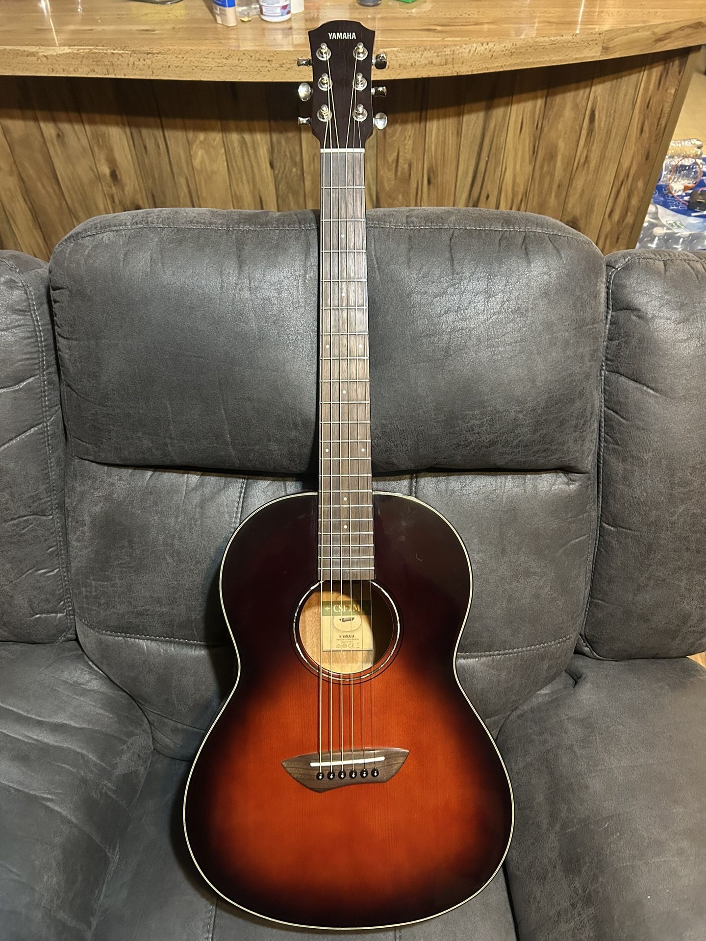 Yamaha CSF1M Acoustic-Eléctric