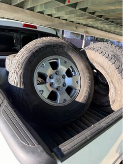 Cooper Discoverer 265/75R16 Tires on Toyota Wheels