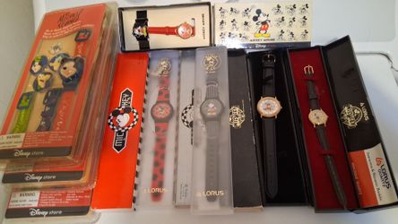 MICKEY MOUSE WATCHS