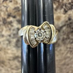 14k Bow Ring Size 7