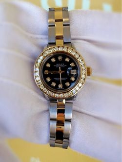 Rolex Lady-Datejust 26mm 6917 Black Diamond Dial & Diamond Bezel Two Tone 18k yellow gold & stainless steel Box Papers Serial Tag