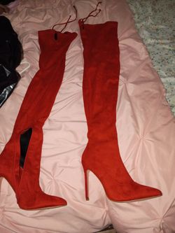 Thigh high stiletto size 9