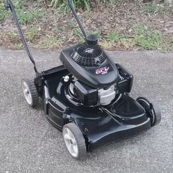 Honda Self Propelled Gas Lawn Mower $220
