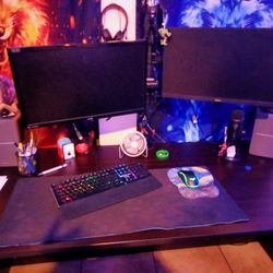 Computer Desk With Dual Monitor Stand