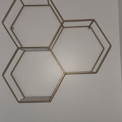 Honeycomb shelf 