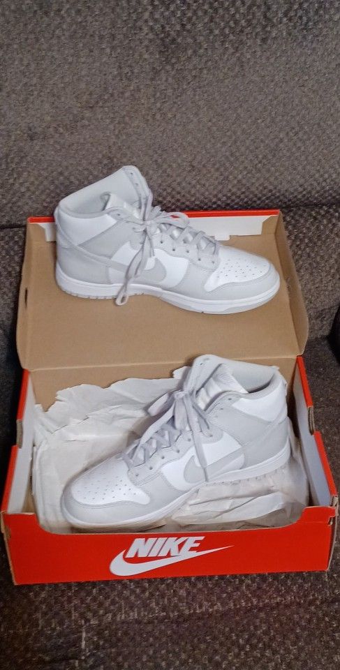 NIKE DUNK HIGH TOPS RETRO 9NS