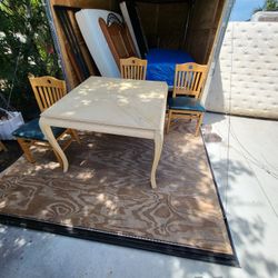 Queen Size New Thick Pillow Top Bed Can Deliver 
