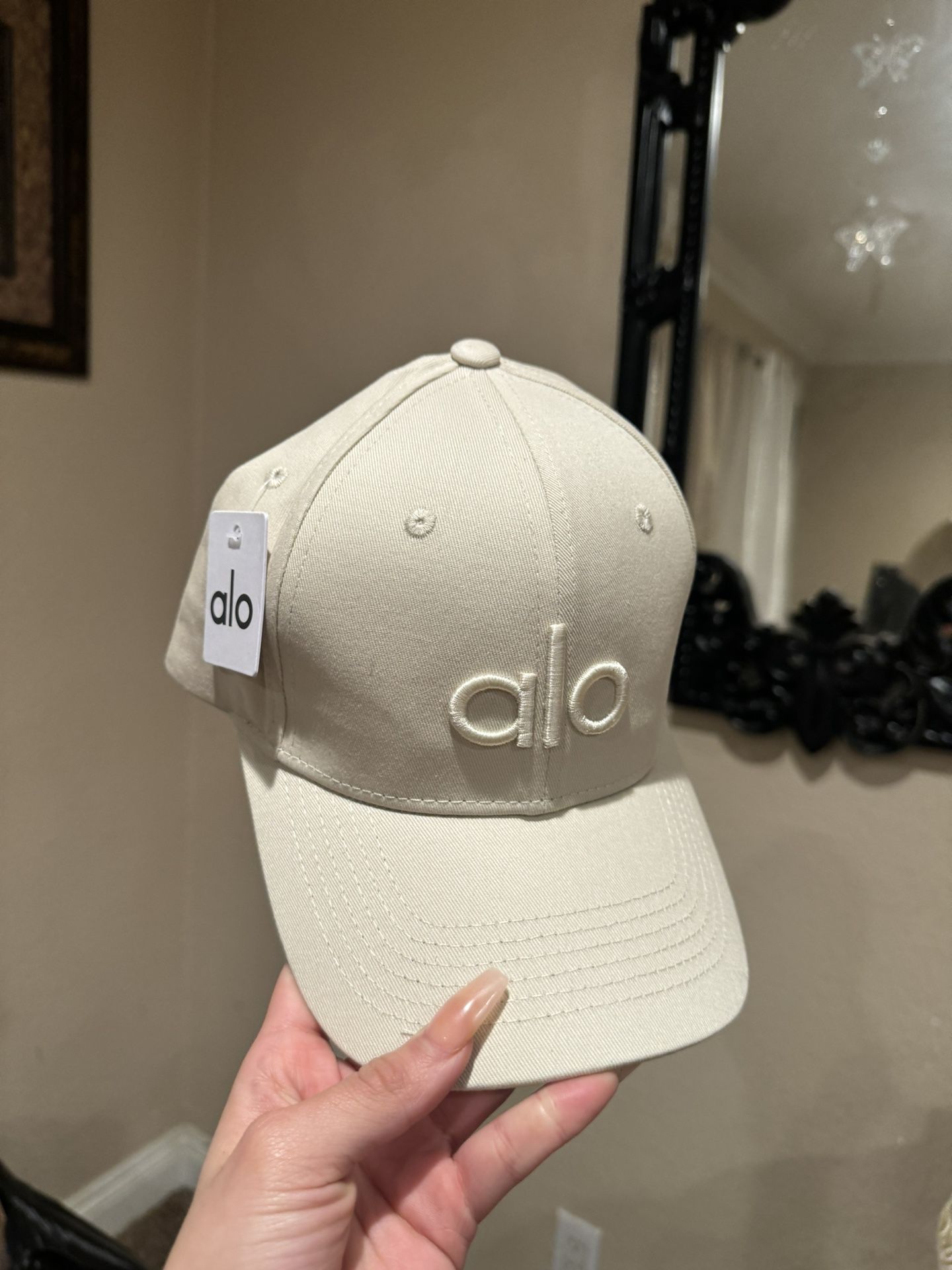 ALO beige hat