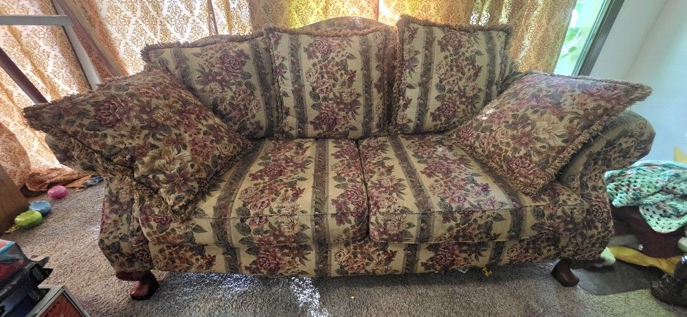 Vintage Clawfoot Camelback Sofa Set