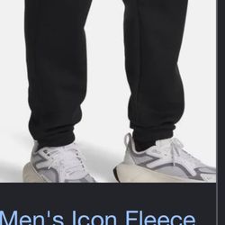 Under armour hoodie + sweatpants