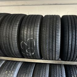SET OF TIRE 225 55 17 MICHELIN 85% LIFE