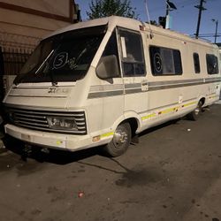 1987 Chevy Motorhome Runs And Drives Low Miles