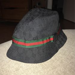 GUCCI Monogram Bucket Hat