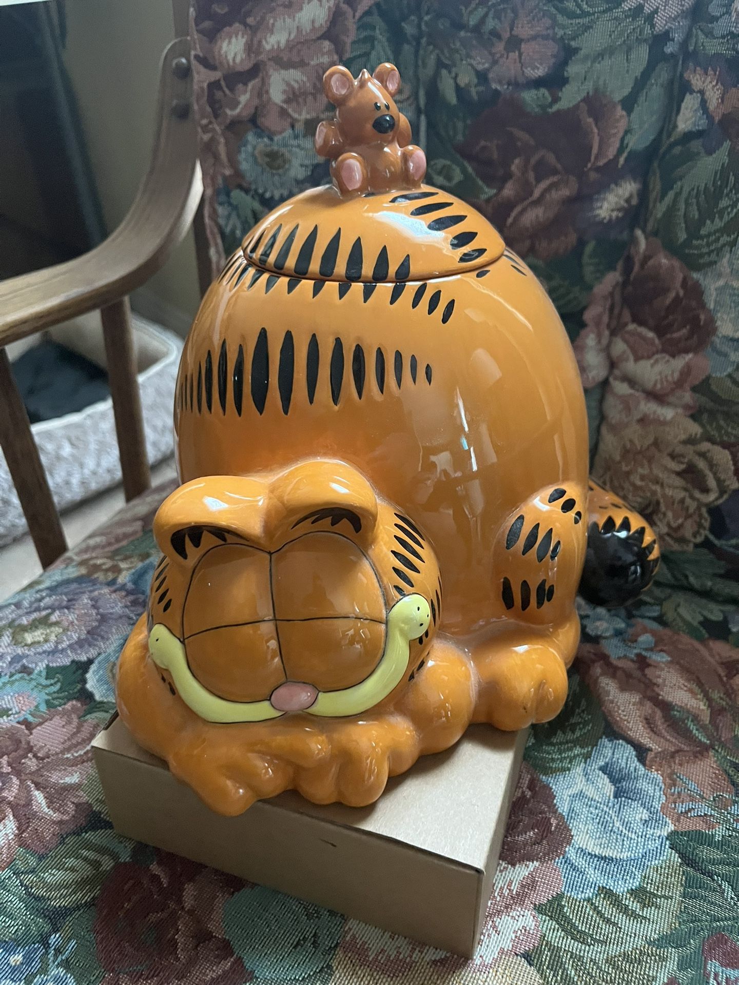 Garfield Cookie Jar