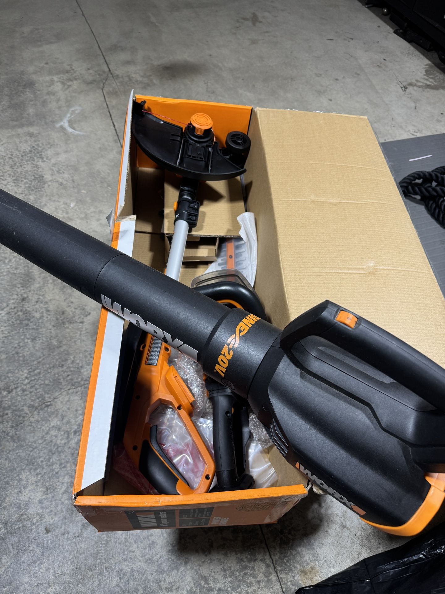 Trimmer/edger, Hedge Trimmer, Leaf Blower