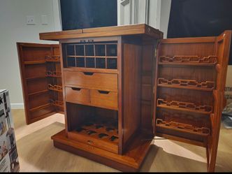 Fold out bar