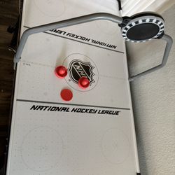 Air Hockey Table
