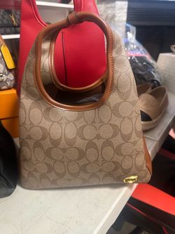 Purses coach, very high quality
