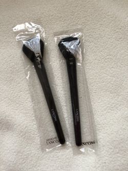 2X Lancôme Makeup Brush