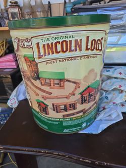 Linciln logs, toys