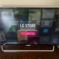 LG TV 60”  