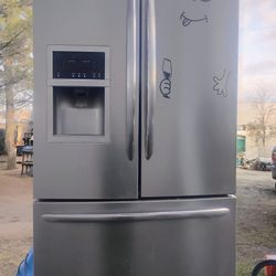 Refrigerator For Sale 