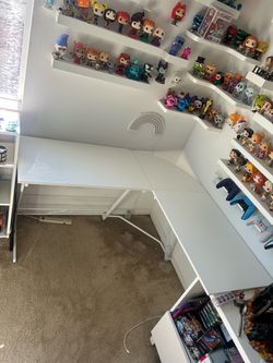Desk for sale