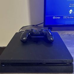 Sony PlayStation 4 Slim 500GB with Controller