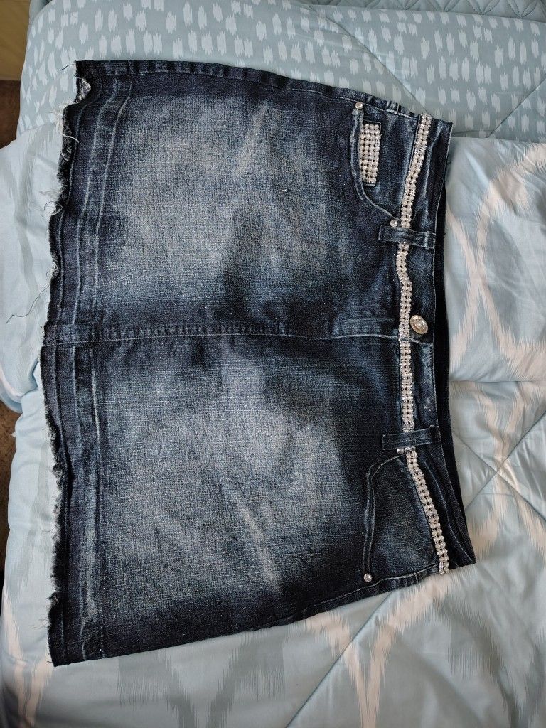 New Jean Skirt Size 14. See Photos. Cash Pickup Only