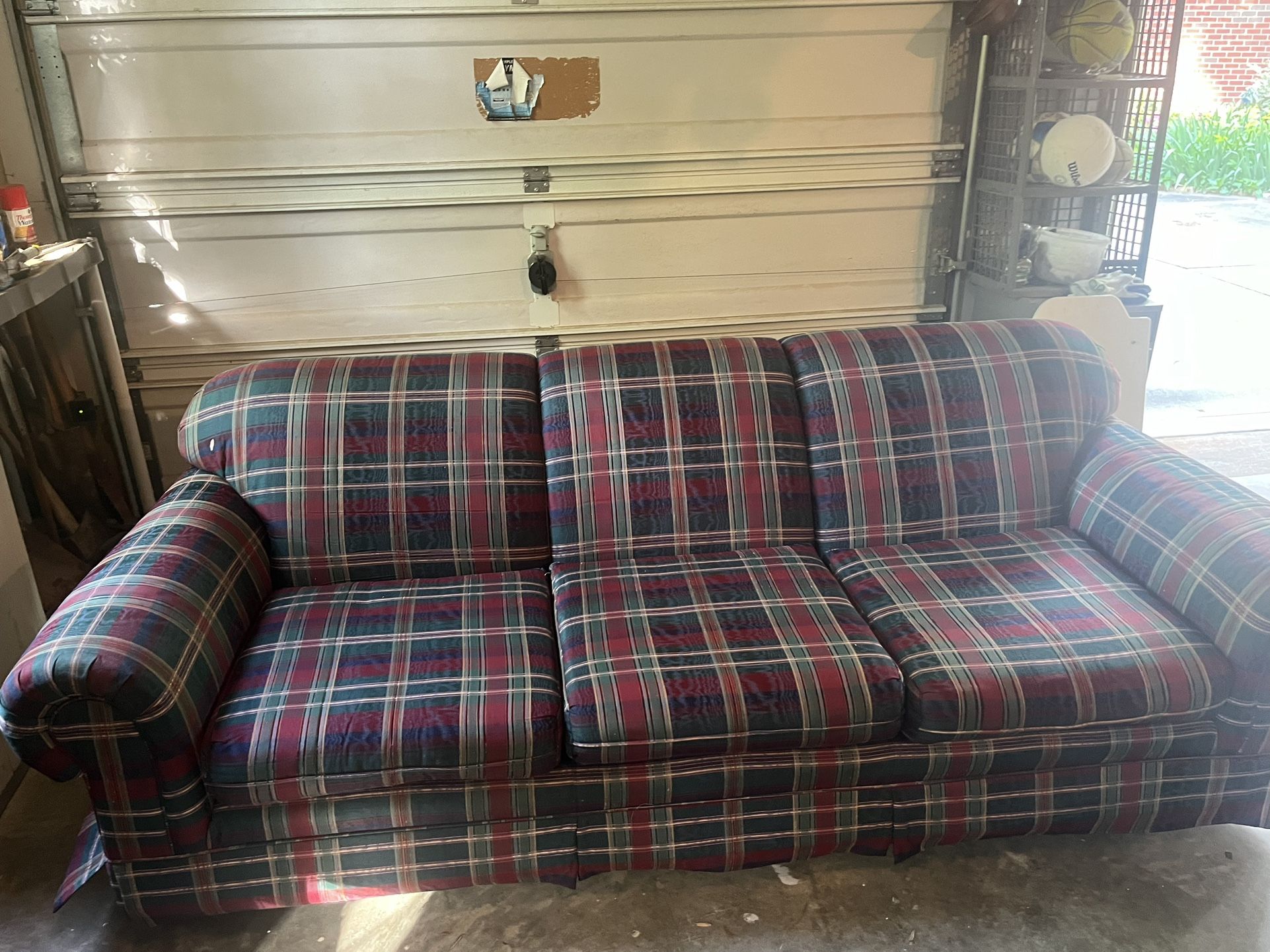 Free Sofa 