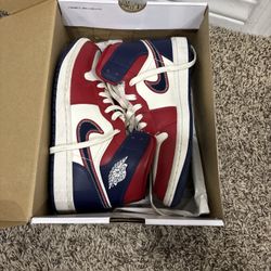 Nike air jordan 1 mid 