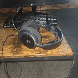 Steel Series Arctis Nova 1 Wired Gaming Headset