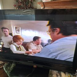 41" panasonic high definition plasma tv works great 