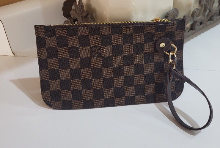 Wristlet