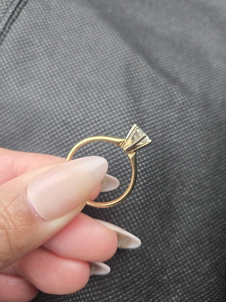 14K Gold Solitaire Natural Diamond Ring Size 9