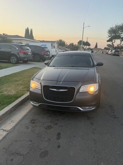 2019 Chrysler 300