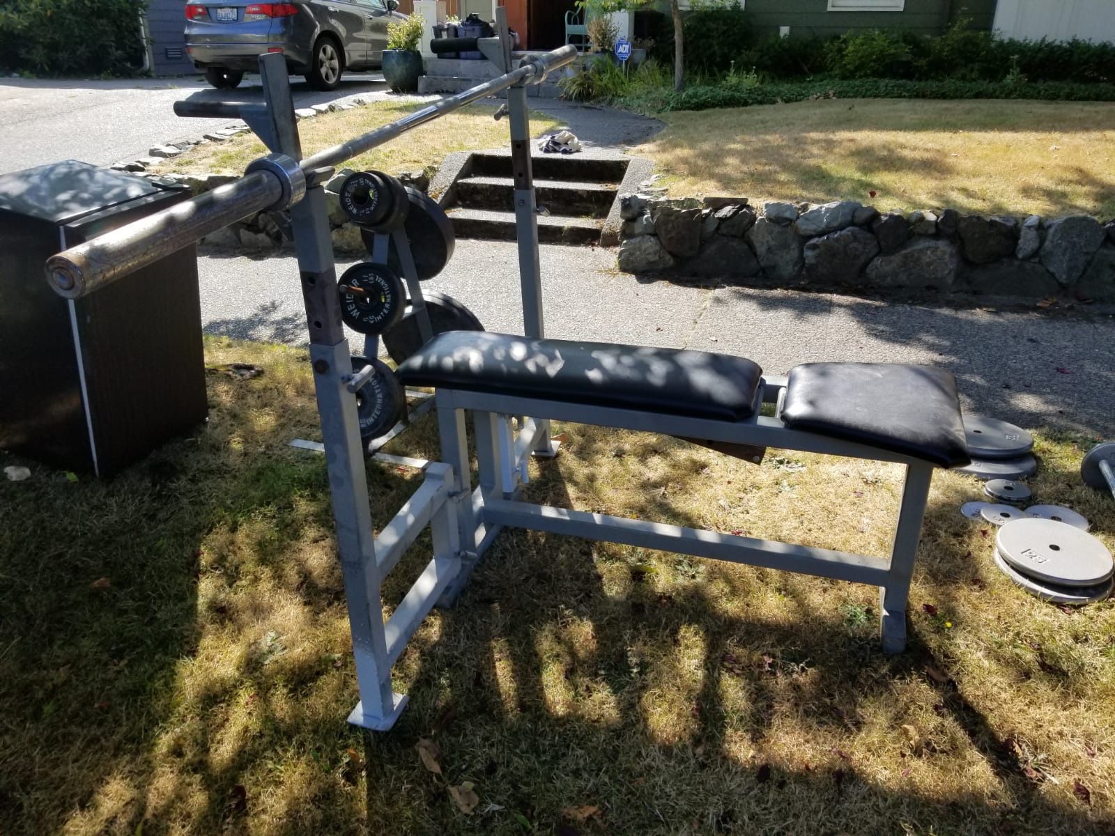 Free Weightlifting Bench