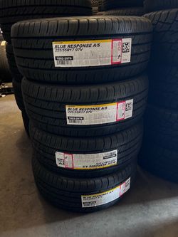 225/55/17 DUNLOP BRAND NEW TIRES