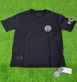Chrome tee medium-large