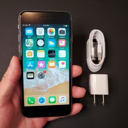 iPhone 6s - UNLOCKED - Like New  