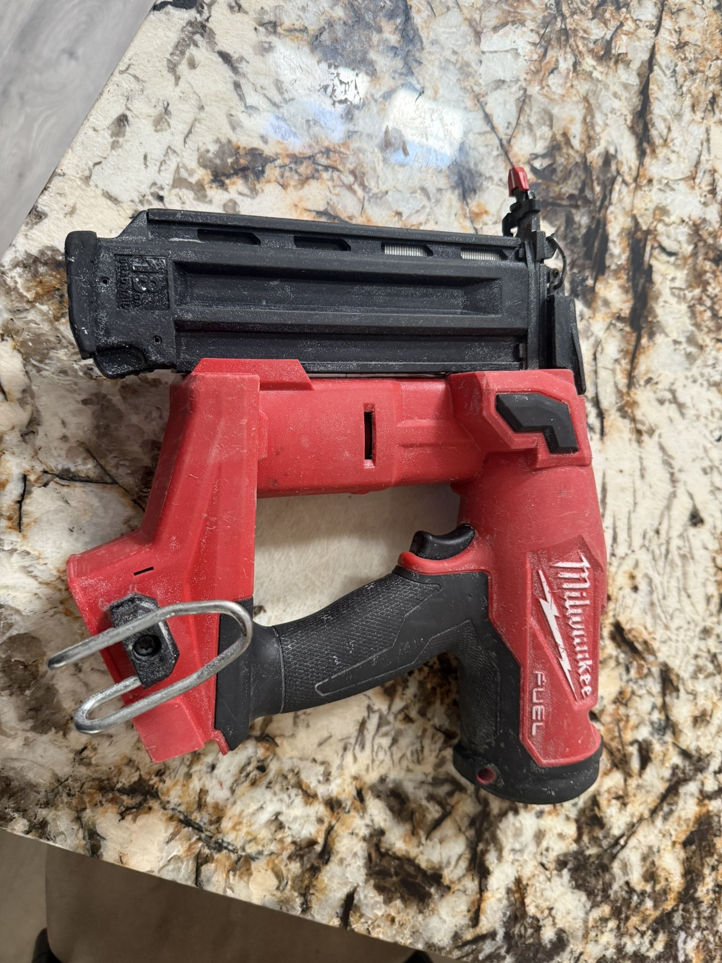 Milwaukee M18 FUEL™ 18 Gauge Brad Nailer