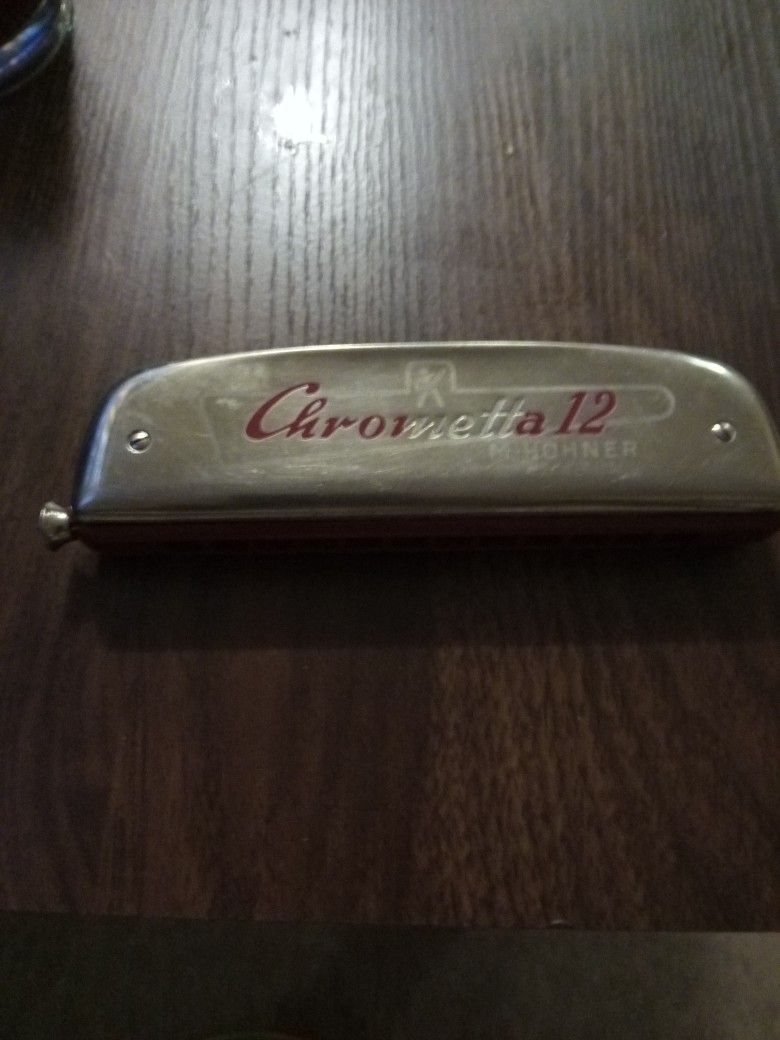 Vintage Horner Chrometta 12 Harmonica