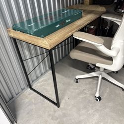 Wood Desk w/ Black Iron Details (Like New)
