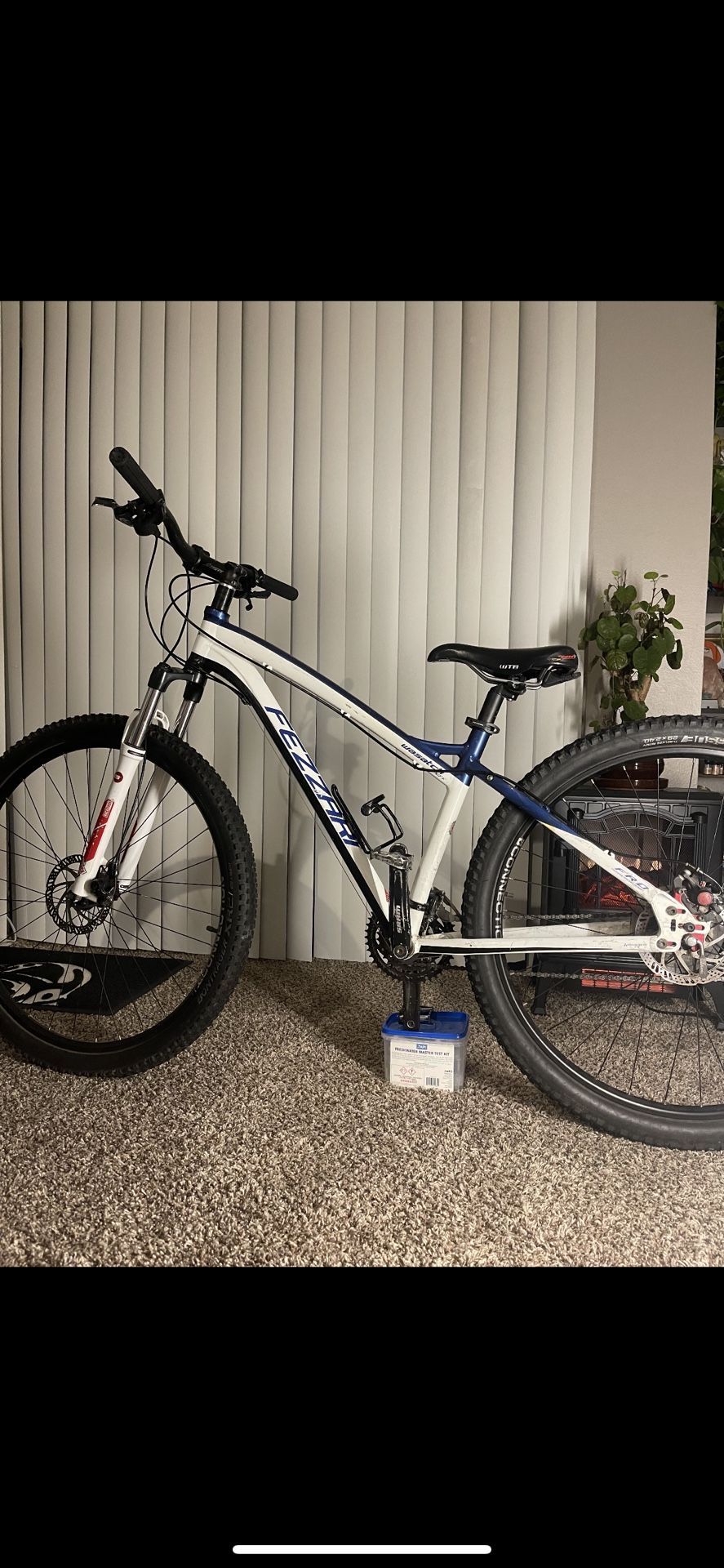 Fezzari Mountain Bike