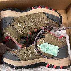 Bearpaw Girls Hiking Shoes