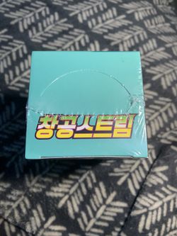 Pokemon Blue Sky Stream (Evolving Skies) Booster Box (Korean) for Sale in  Mukilteo, WA - OfferUp